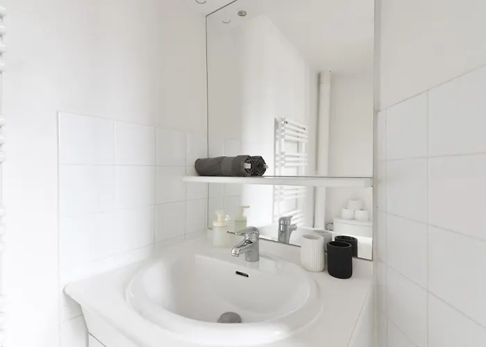 Daire - Quartier Champs-elysees 5 Free Netflix *